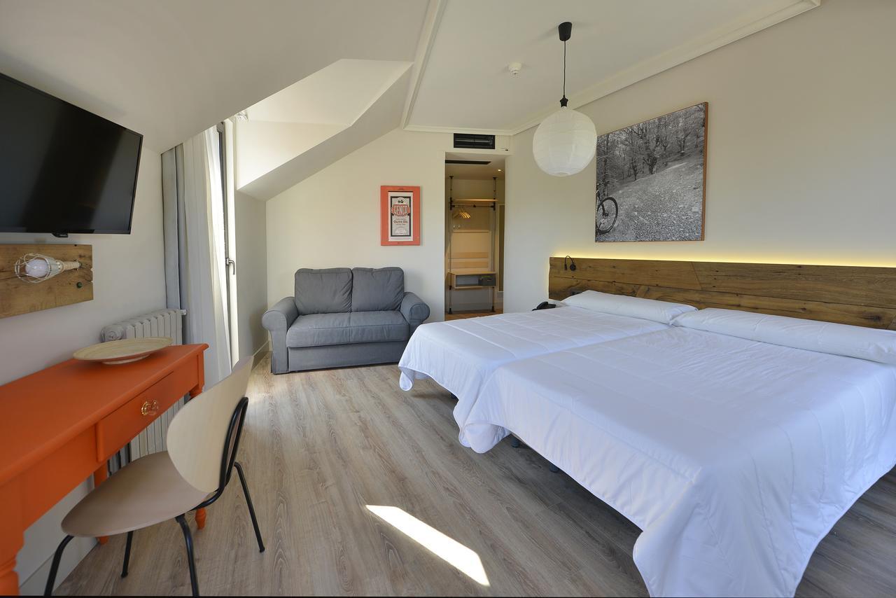 Hotel La Alfonsina Santibanez de Villacarriedo Bagian luar foto